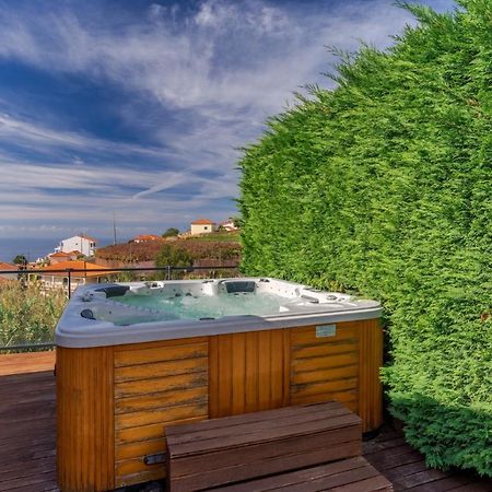 Cozy Villa Flora By Hr Madeira Estreito Da Calheta ภายนอก รูปภาพ