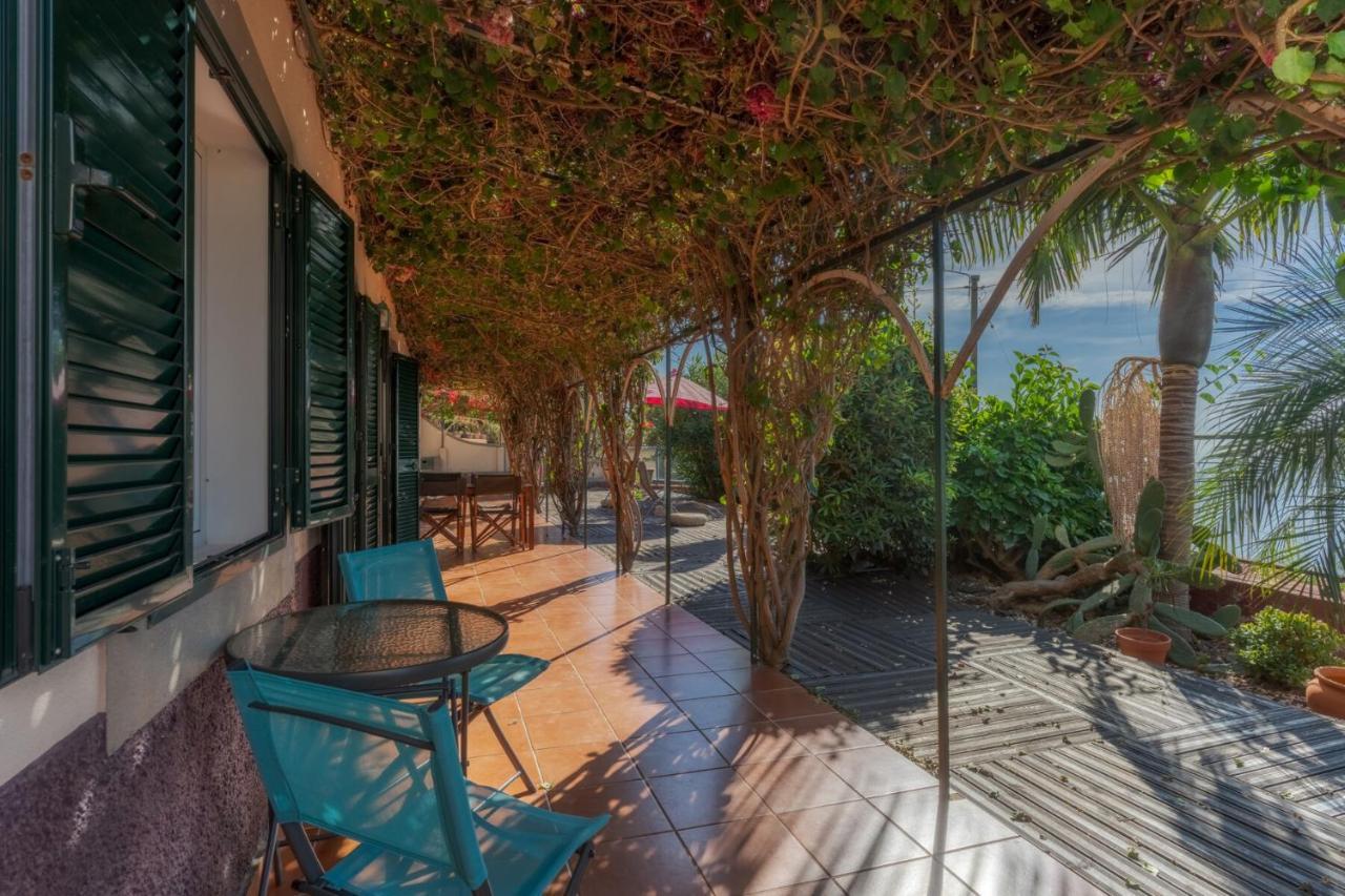 Cozy Villa Flora By Hr Madeira Estreito Da Calheta ภายนอก รูปภาพ
