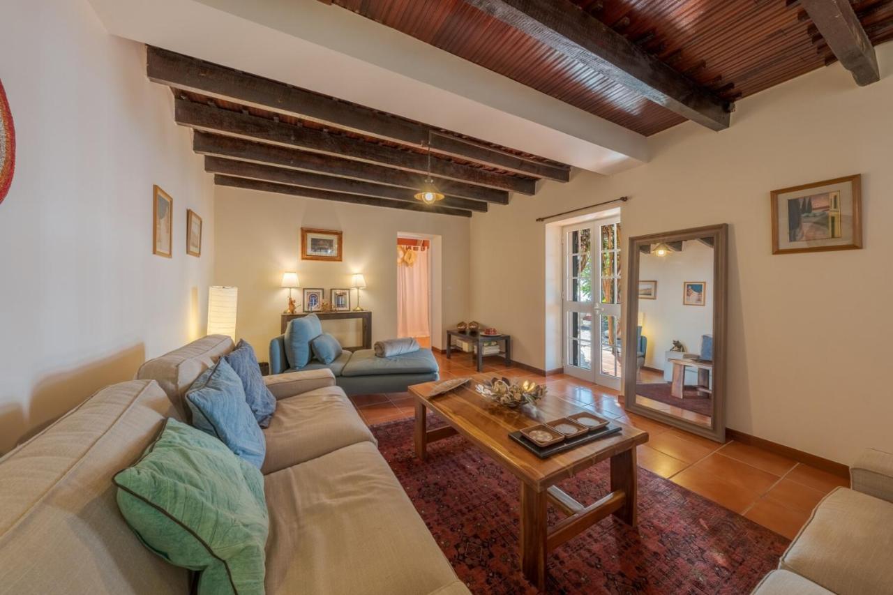 Cozy Villa Flora By Hr Madeira Estreito Da Calheta ภายนอก รูปภาพ